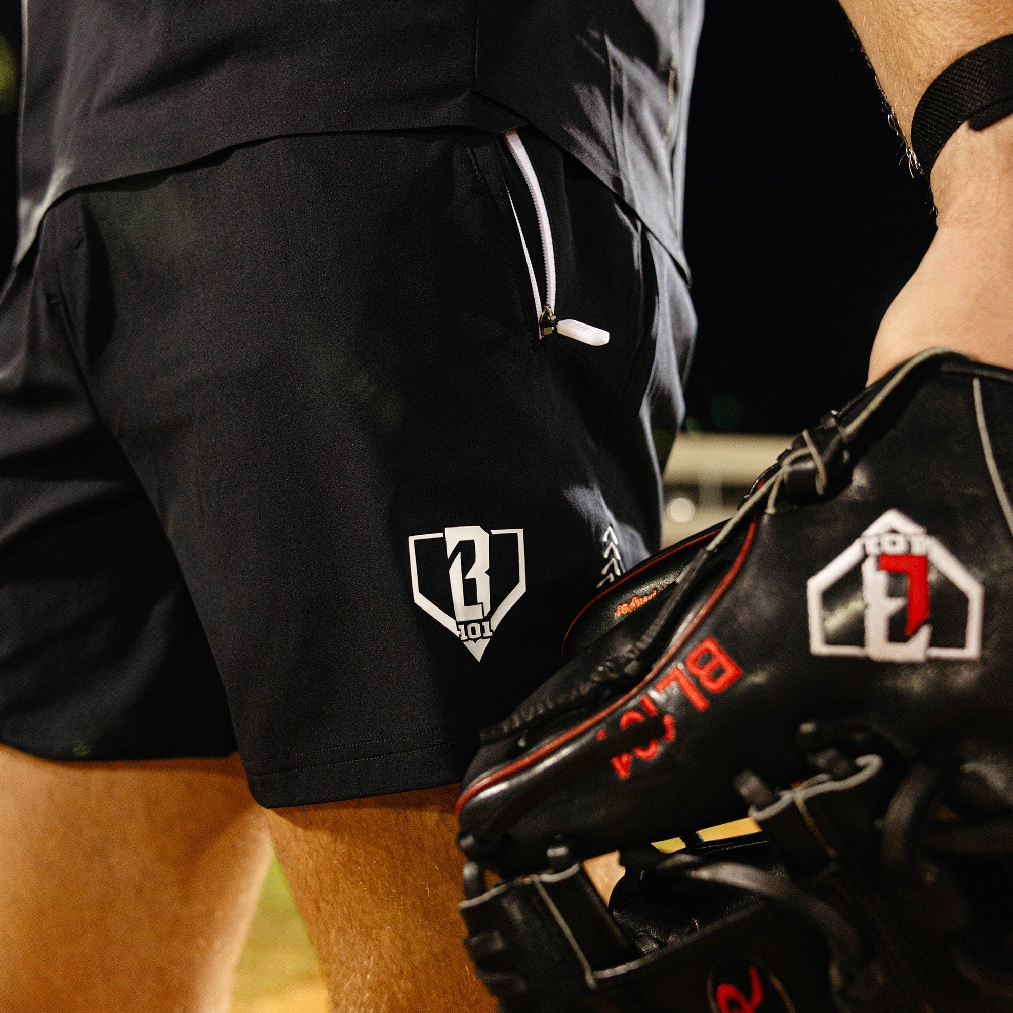 Pro Series Shorts V2 with Liner - Black/White